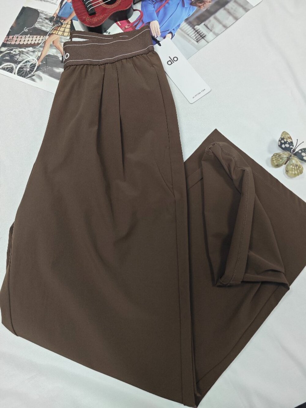 🥨Alo Yoga Espresso brown🤠Suit Up Trouser | Relaxed/Minimalist Pants NWT - Picture 8 of 8